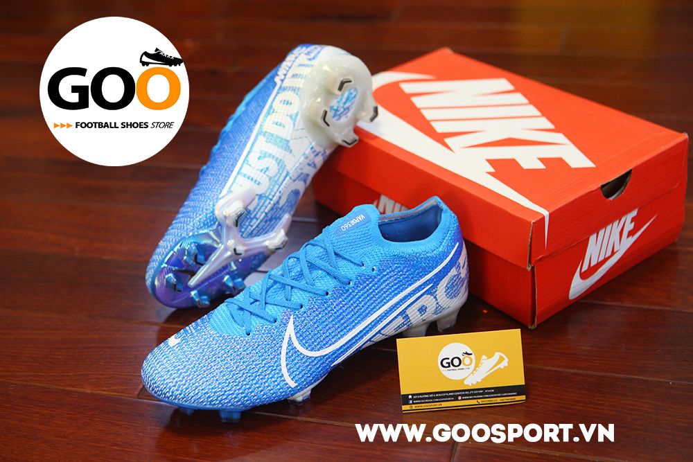 giày đá bóng sân cỏ tự nhiên