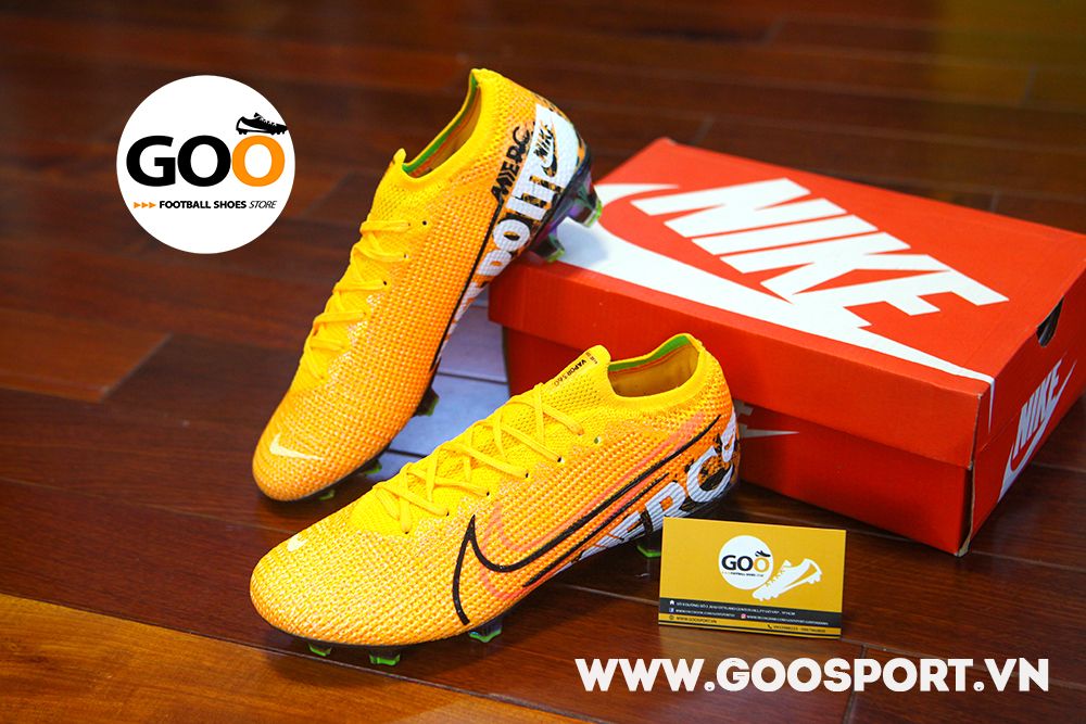 giày đá bóng sân cỏ tự nhiên