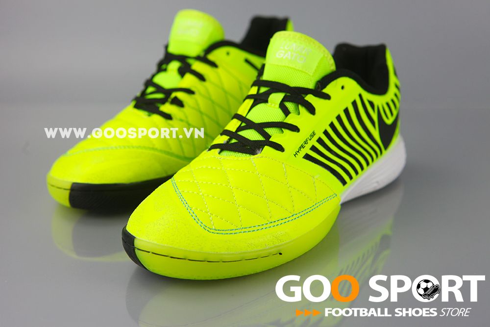 giày đá bóng futsal lunar gato 2