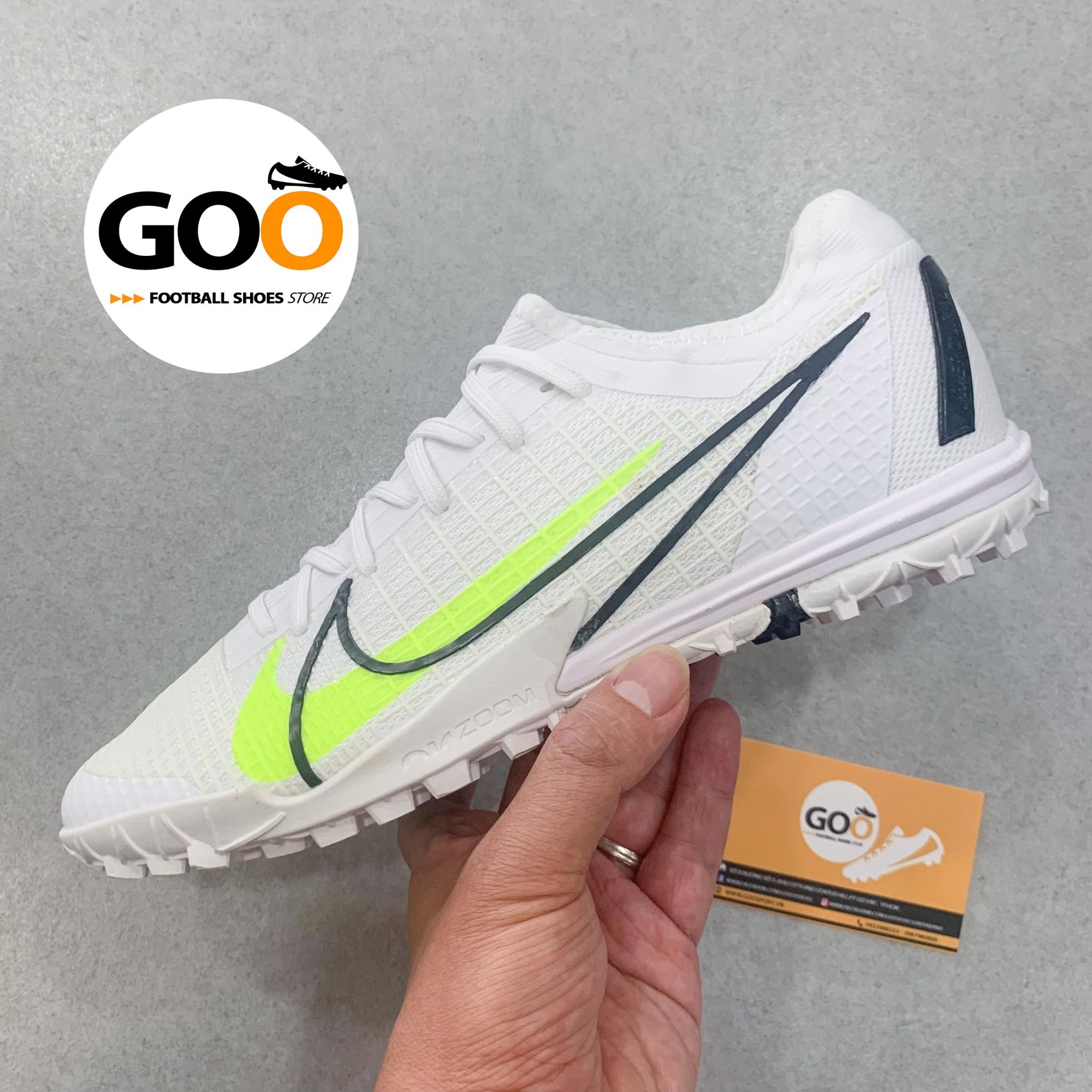 Nike Mercurial Vapor 13 TF trắng sọc đen