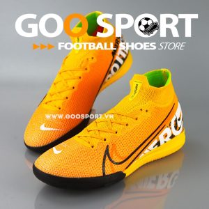 Nike Mercurial Superfly 7 IC cam