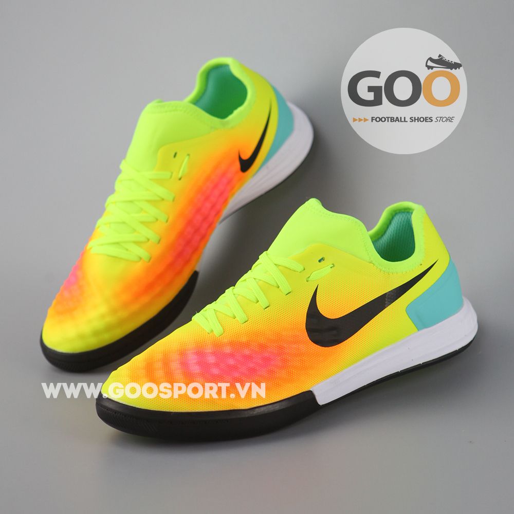 nike magista