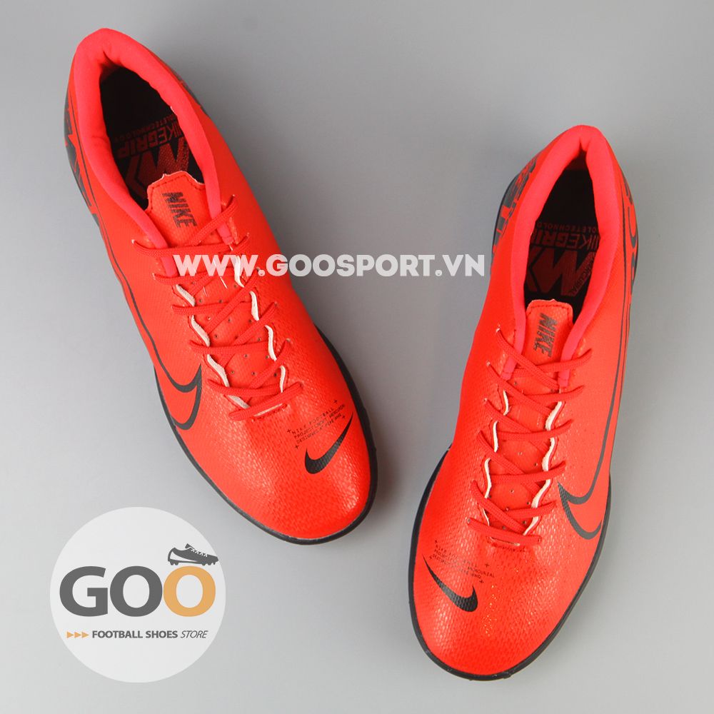 nike mercurial vapor 13