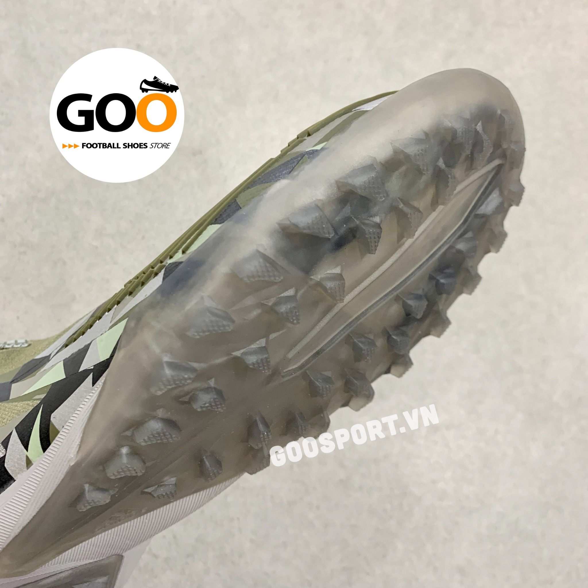 Predator Edge 1 TF không dây camo rêu